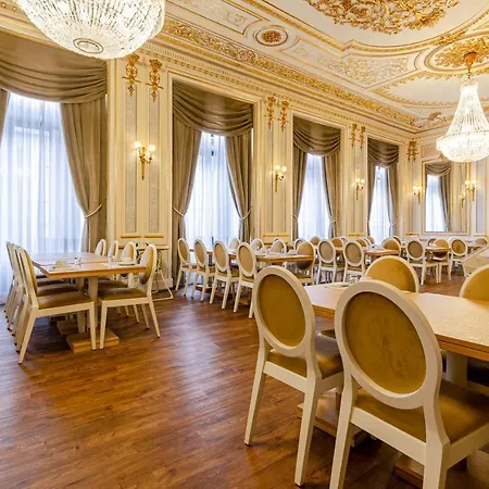 Borges Chiado 3*