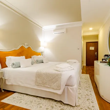 Borges Chiado Hotel 3*
