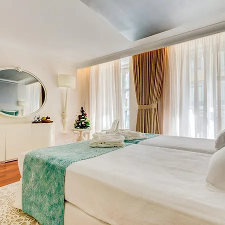 Borges Chiado 3* Lizbona