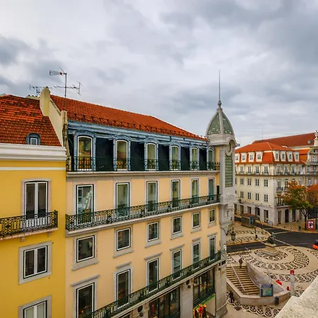 Borges Chiado מלון 3*