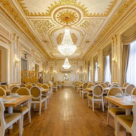 Borges Chiado Отель 3*