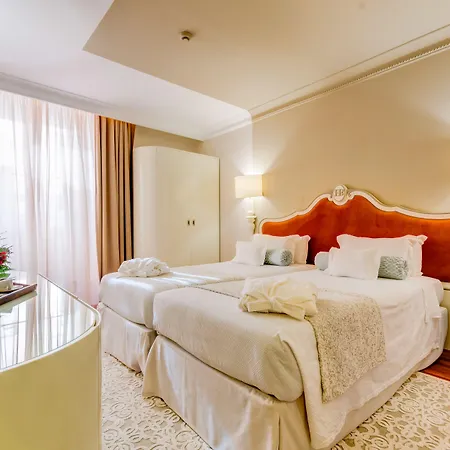 Отель Borges Chiado