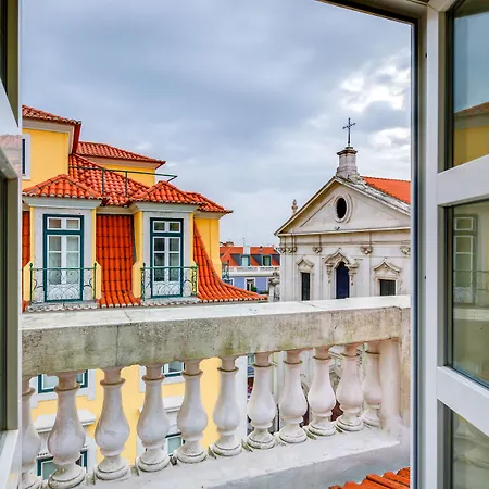 Borges Chiado Отель 3*