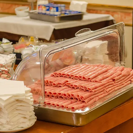 Borges Chiado Отель 3*